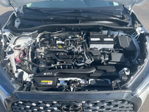 Used 2024 Toyota Corolla Cross L image 30