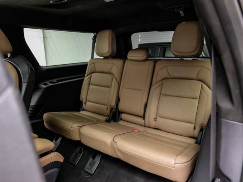 Used 2025 Lincoln Navigator L Black Label AWD/4WD image 59
