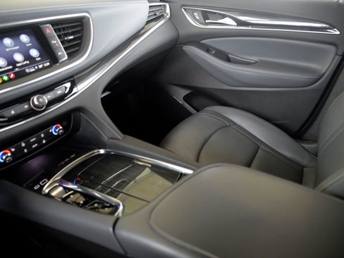 Used 2024 Buick Enclave Essence w/ Experience Buick Package image 26