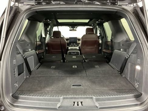 Used 2024 Ford Expedition Limited AWD/4WD image 29