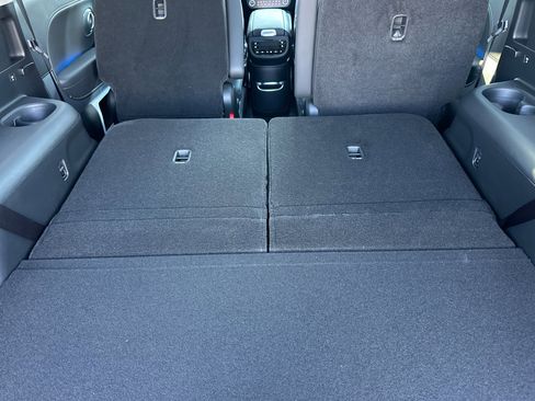 New 2026 Hyundai Ioniq 9 Calligraphy image 16