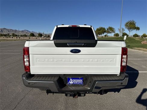 Certified 2022 Ford F250 Lariat w/ Chrome Package image 6