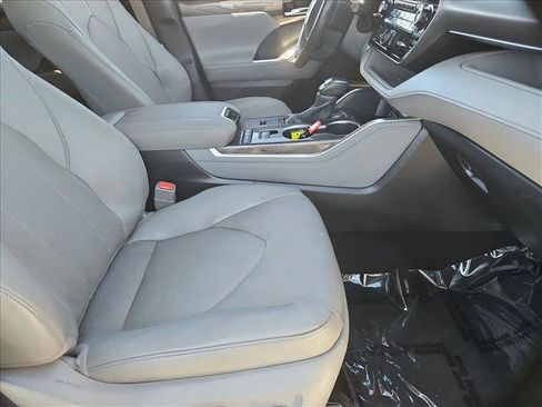 Used 2020 Toyota Highlander Limited AWD/4WD image 29