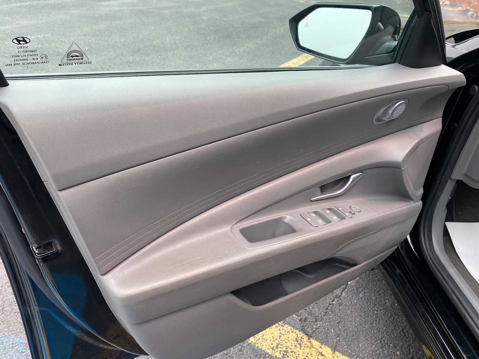 Used 2022 Hyundai Elantra SEL FWD image 28