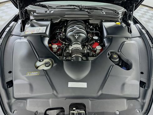 Used 2018 Maserati GranTurismo Sport RWD image 31