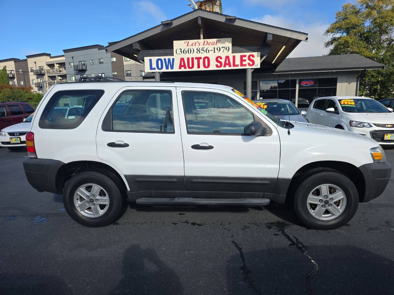 Used 2006 Ford Escape XLS AWD/4WD image 10