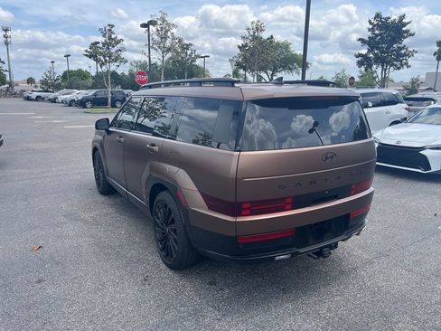 Used 2025 Hyundai Santa Fe Calligraphy image 3