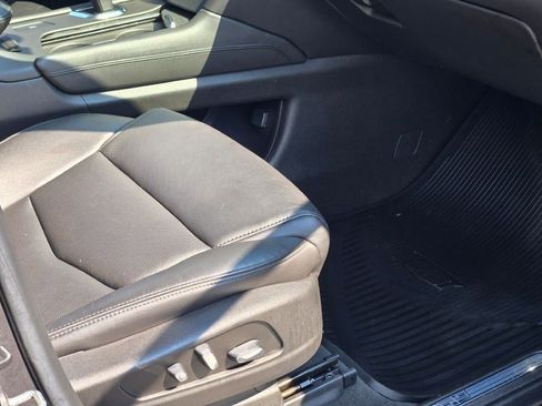 Used 2019 Cadillac XT5 Luxury image 6