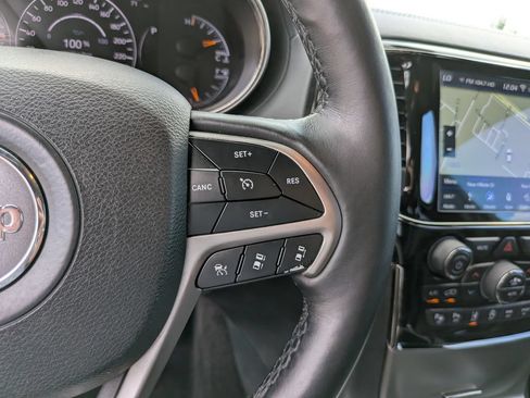 Used 2019 Jeep Grand Cherokee High Altitude RWD image 34