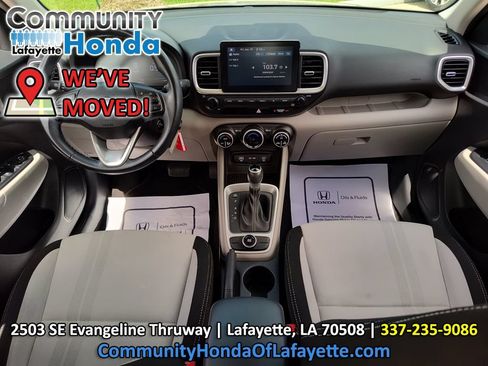 Used 2023 Hyundai Venue SEL FWD image 28