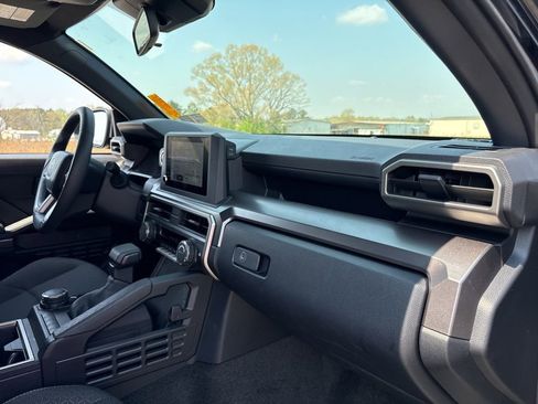 Certified 2025 Toyota 4Runner SR5 image 12