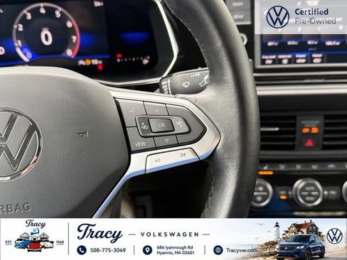 Certified 2023 Volkswagen Jetta SE FWD image 12