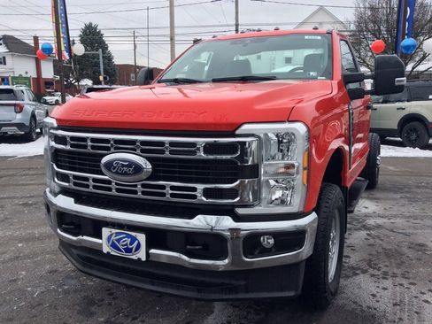 Used 2024 Ford F350 XL w/ Snow Plow Prep Package image 6