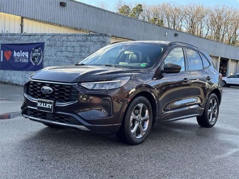 Used 2023 Ford Escape ST-Line w/ Equipment Group 301A image 23