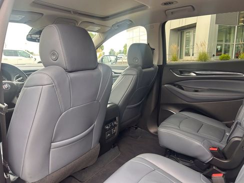 Used 2021 Buick Enclave Premium w/ Sun and Sites Package AWD/4WD image 15
