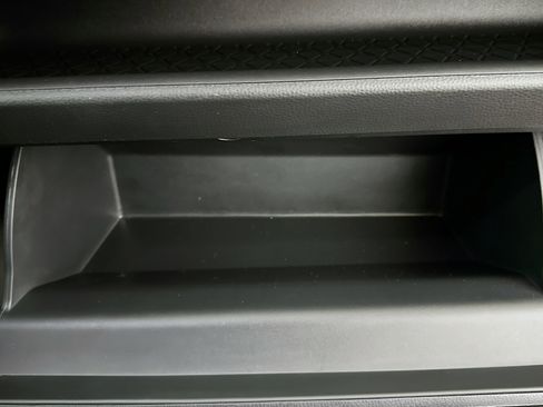 Used 2022 Toyota RAV4 XLE w/ Convenience Package image 31