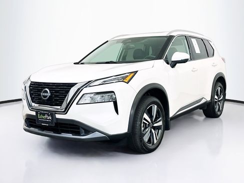 Used 2023 Nissan Rogue SL AWD/4WD image 3
