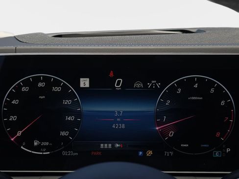 Used 2026 Mercedes-Benz Maybach GLS 600 4MATIC image 22