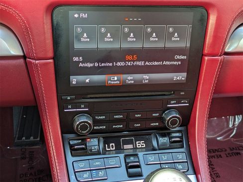 Used 2017 Porsche 718 Boxster S image 24