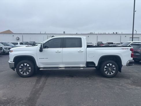 Used 2021 Chevrolet Silverado 2500 LT w/ All Star Edition image 1