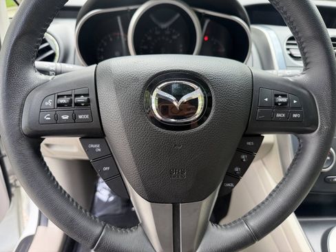 Used 2010 MAZDA CX-7 i Sport w/ Convenience Pkg FWD image 24