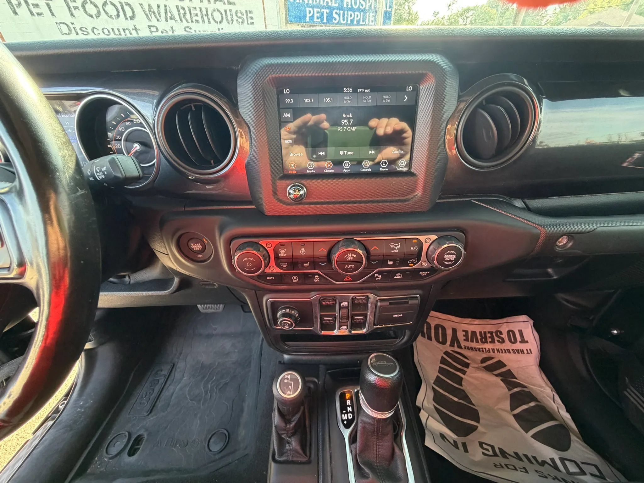 Used 2020 Jeep Gladiator Sport AWD/4WD image 21