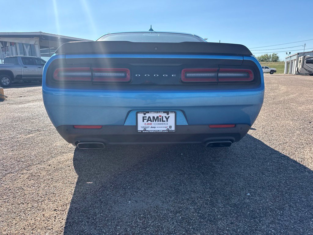 Used 2018 Dodge Challenger R/T Scat Pack RWD image 11