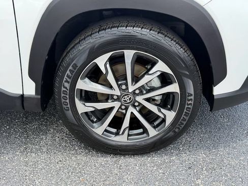 Certified 2023 Toyota Corolla Cross XLE w/ Convenience Package FWD image 20