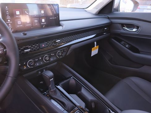 New 2026 Honda Accord Touring image 8