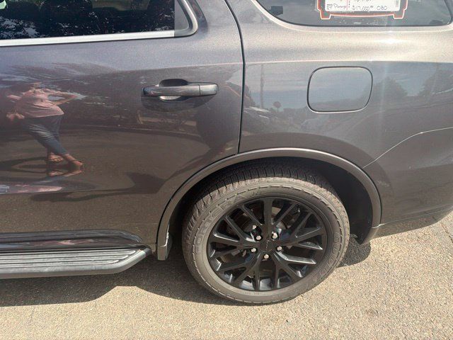 Used 2016 Dodge Durango R/T w/ Technology Group RWD image 3