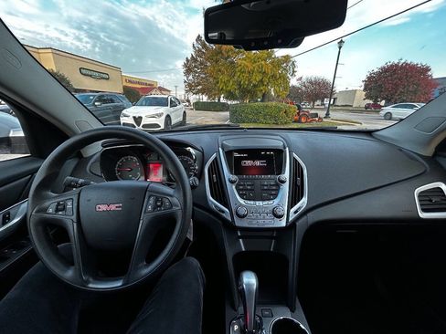 Used 2014 GMC Terrain SLE image 19