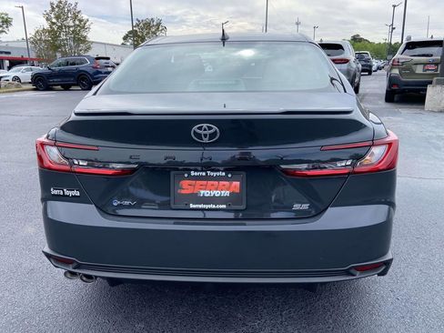 New 2026 Toyota Camry SE FWD image 4