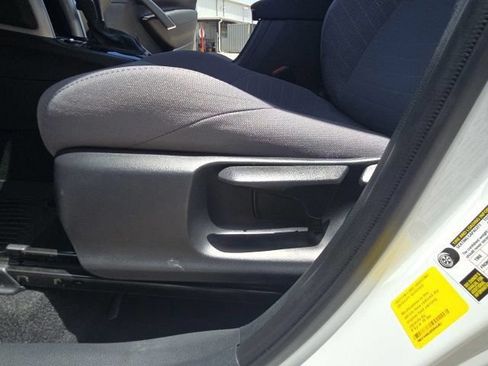 Used 2024 Toyota Corolla Cross AWD Hybrid image 20