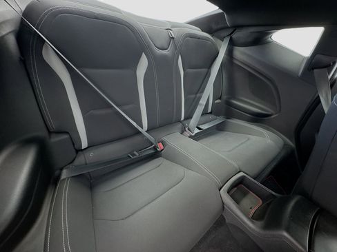 Used 2018 Chevrolet Camaro LT image 17