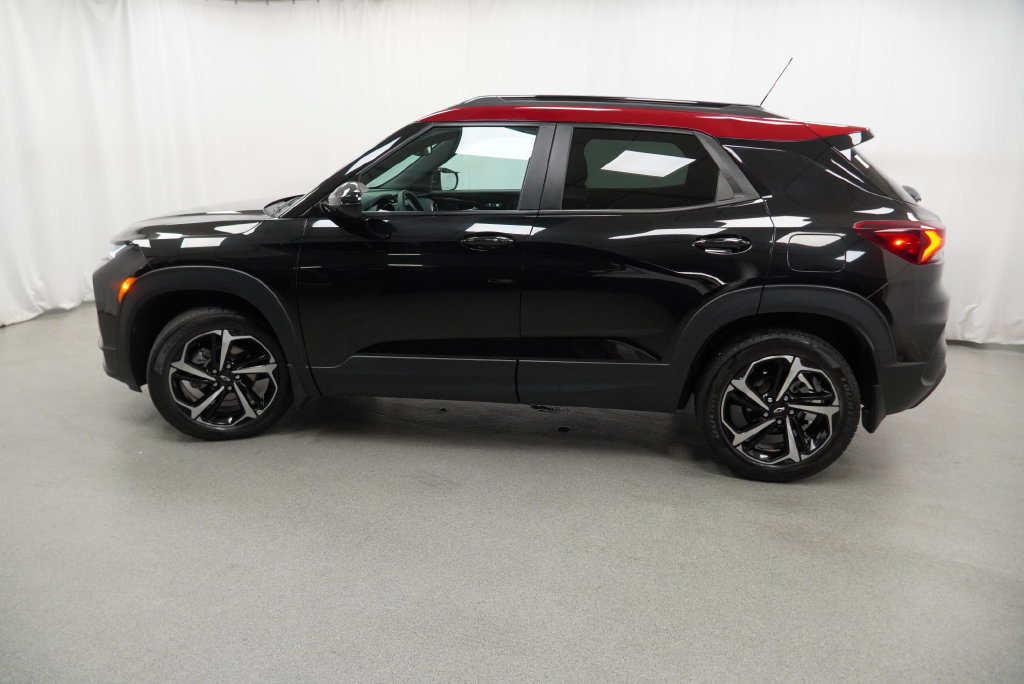 Used 2021 Chevrolet TrailBlazer RS w/ Sun and Liftgate Package AWD/4WD image 24