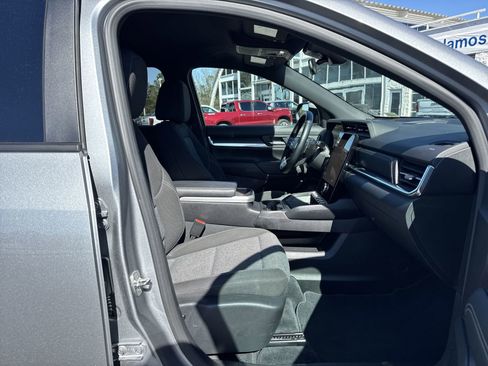 Used 2025 GMC Terrain Elevation image 31