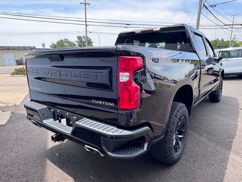 Used 2019 Chevrolet Silverado 1500 Custom Trail Boss w/ Custom Convenience Package AWD/4WD image 5