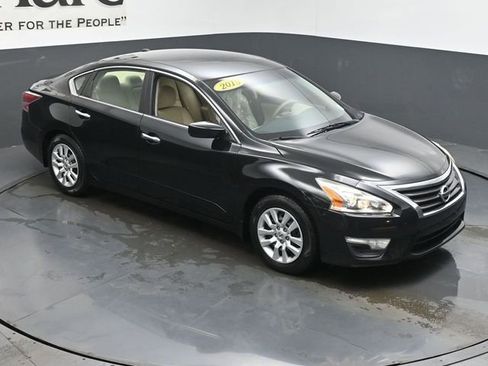 Used 2015 Nissan Altima 2.5 S w/ Power Driver Seat Package FWD image 54