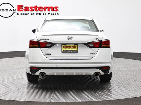 Used 2023 Nissan Altima 2.5 SV w/ SV Premium Package AWD/4WD image 6