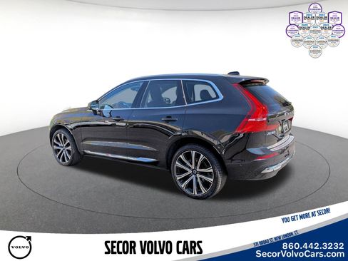 Used 2023 Volvo XC60 B5 Ultimate w/ Climate Package AWD/4WD image 3