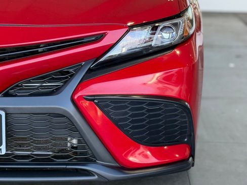 Certified 2024 Toyota Camry SE w/ Convenience Package image 6