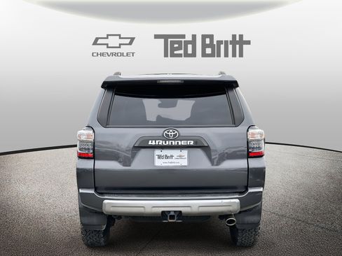 Used 2021 Toyota 4Runner TRD Off-Road Premium image 5