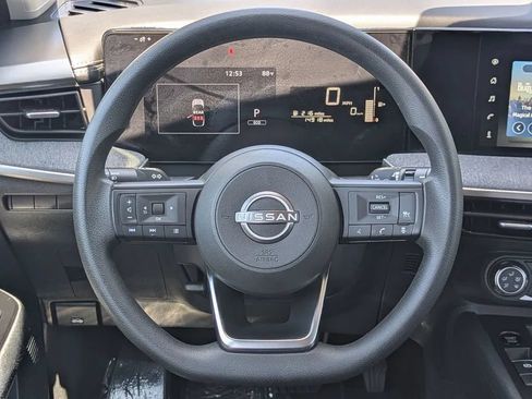 Certified 2025 Nissan Kicks SV FWD image 20