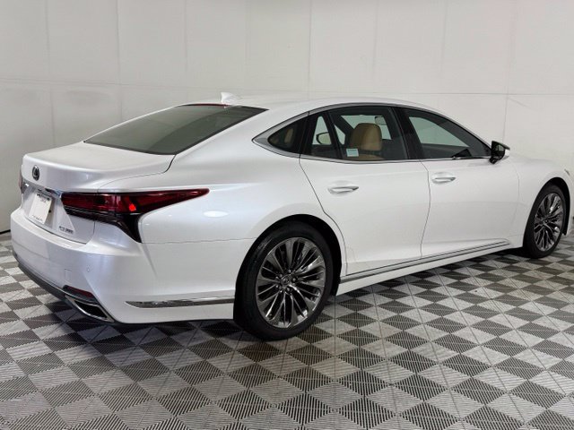 Used 2021 Lexus LS 500 RWD image 8