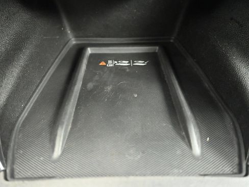 Used 2023 Chevrolet Traverse LT AWD/4WD image 21