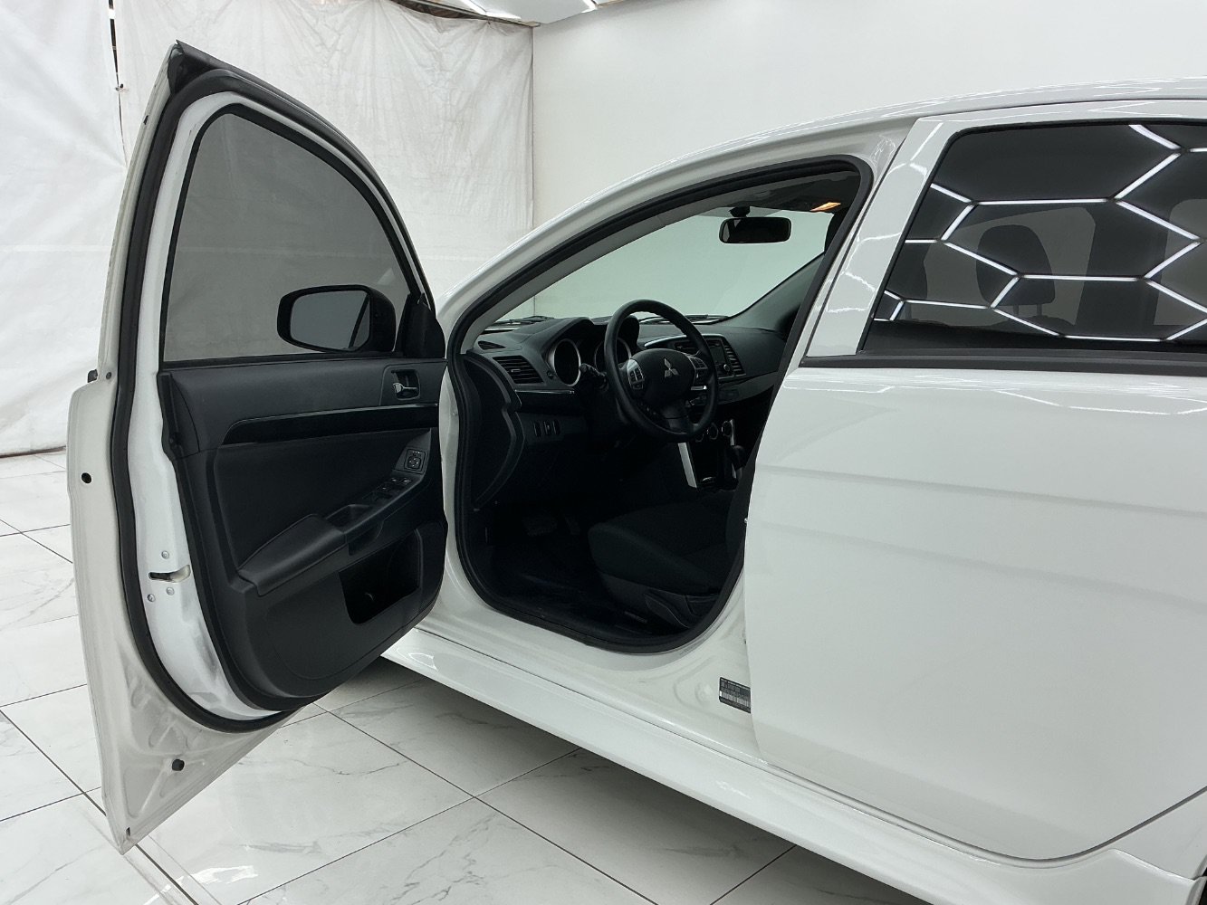 Used 2016 Mitsubishi Lancer ES AWD/4WD image 16