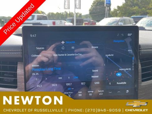 Used 2023 Ford Expedition Limited AWD/4WD image 10
