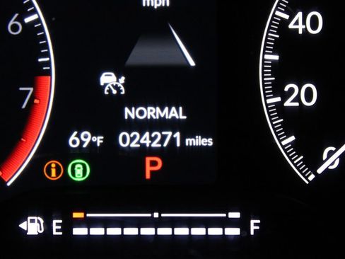 Used 2023 Honda Civic Sport image 19