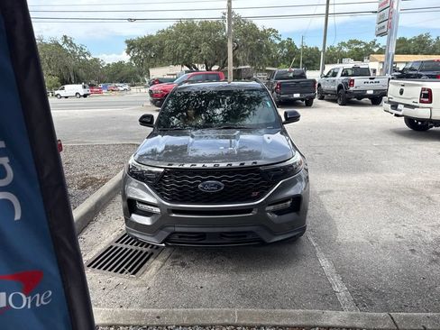 Used 2021 Ford Explorer ST w/ Equipment Group 401A AWD/4WD image 2