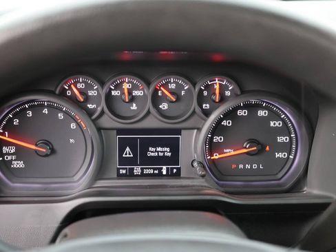 Used 2025 GMC Sierra 1500 Pro w/ Pro Value Package AWD/4WD image 16